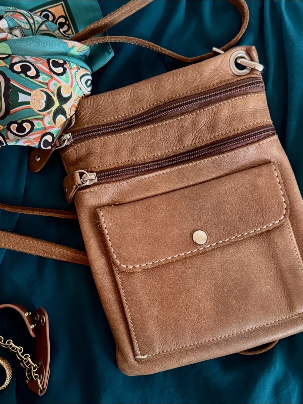 Vintage Roots Canada Brown Leather Multi Pocket Crossbody Bag